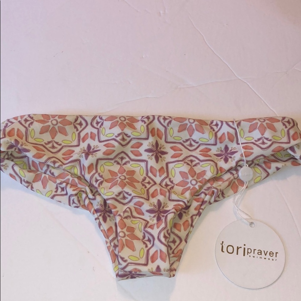 NWT Tori Praver Bikini Bottom
Large